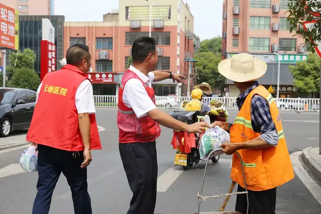 「为群众办实事」湘潭县人民医院：高温慰问到一线，防暑降温送健康