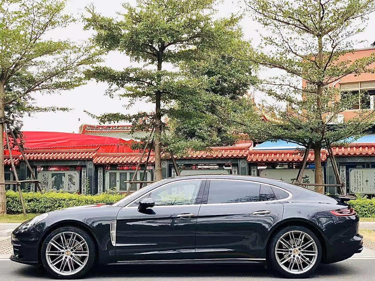 保时捷帕拉梅拉行政加长,火山灰,红内,整条街最靓的仔_懂车帝