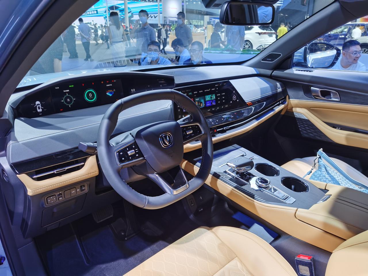 20201120发布于长安unik车友圈