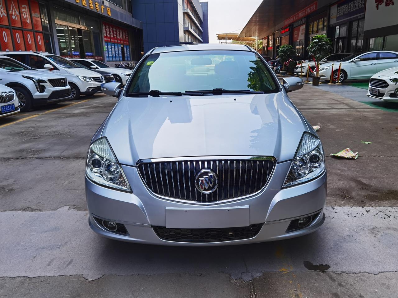 09年别克凯越手动16排量高配