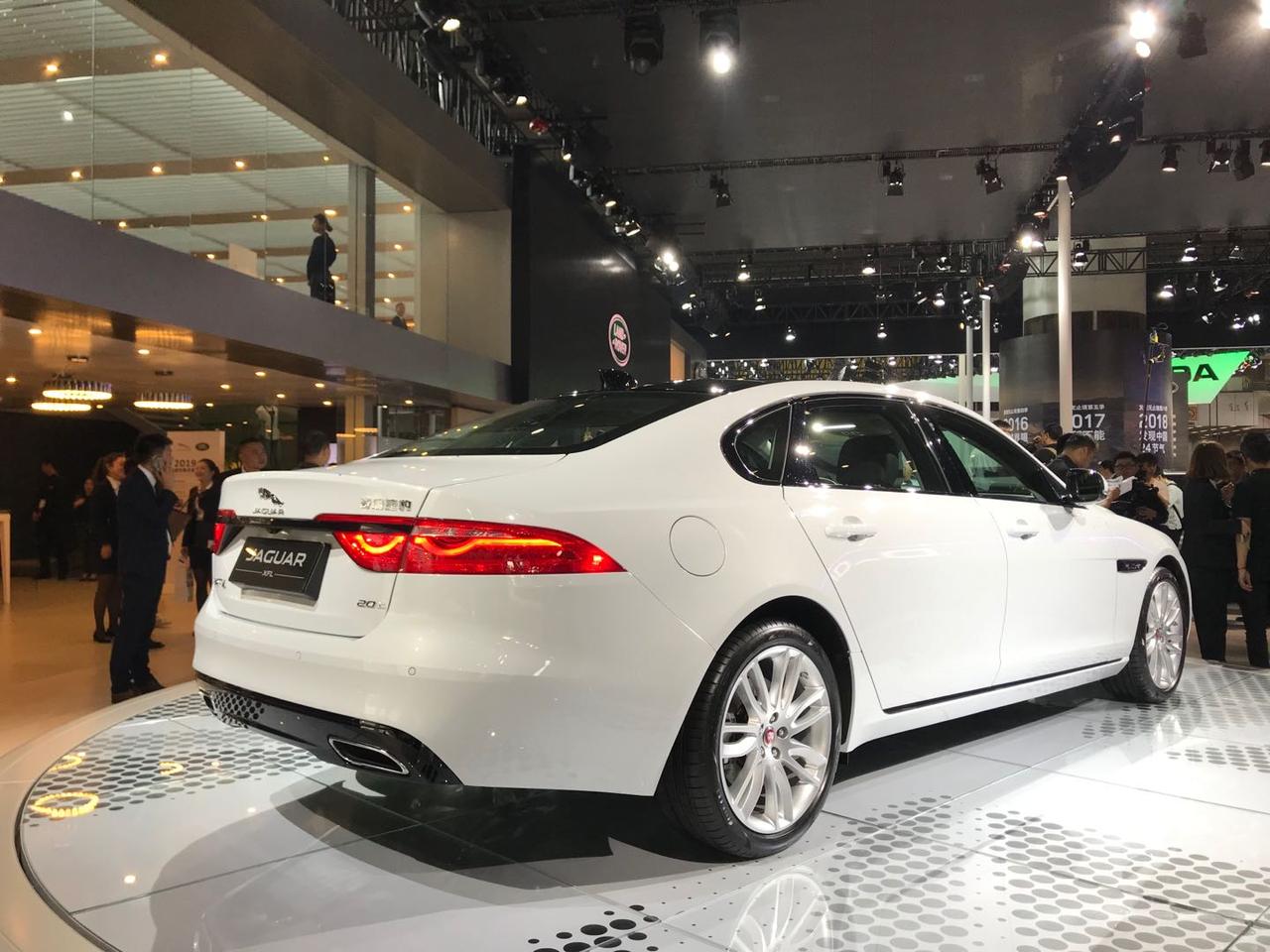 捷豹xfl赛旗版 2019年,捷豹以"一大市场活动,两大赛事