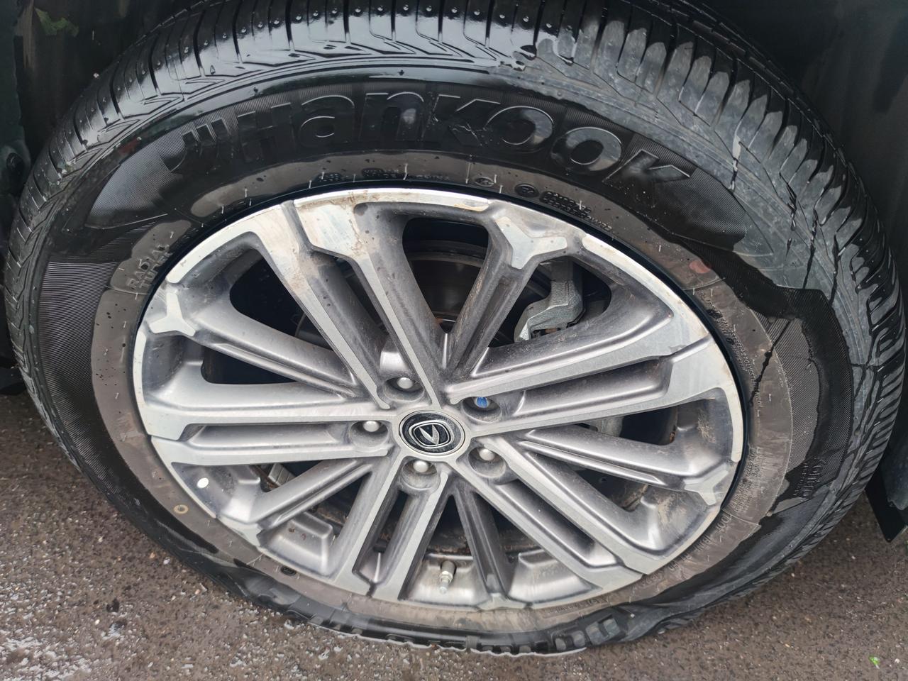 新车,不足一个月爆胎了_长安cs75 plus车友圈_懂车帝