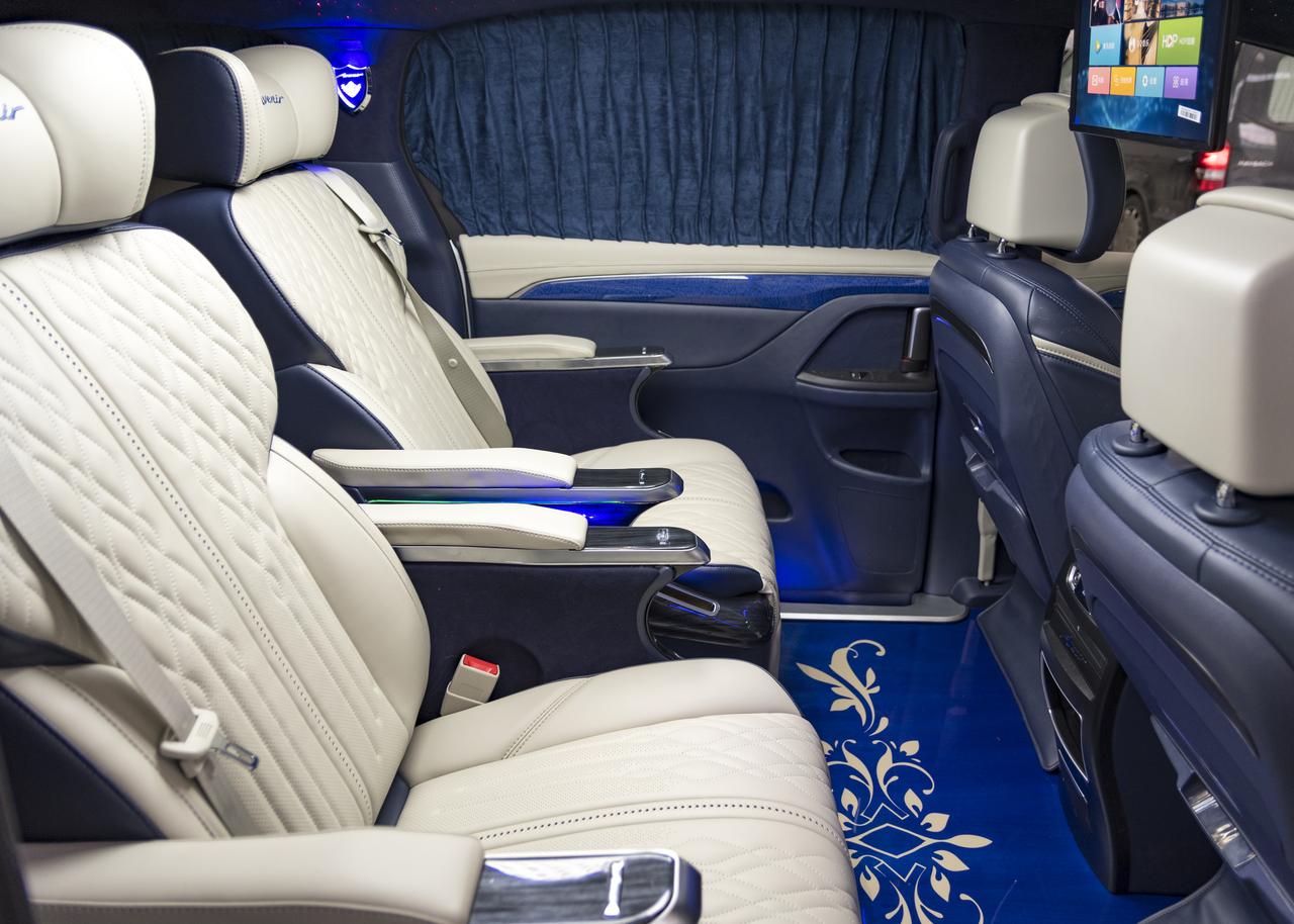 别克gl8陆尊舒适型内饰升级改装