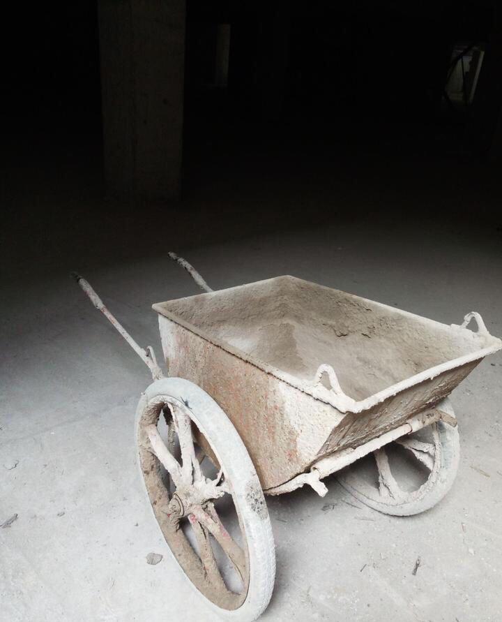 老人没工作,想换ct4,有点犹豫,兄弟们给个建议 开的14年的天子驾二