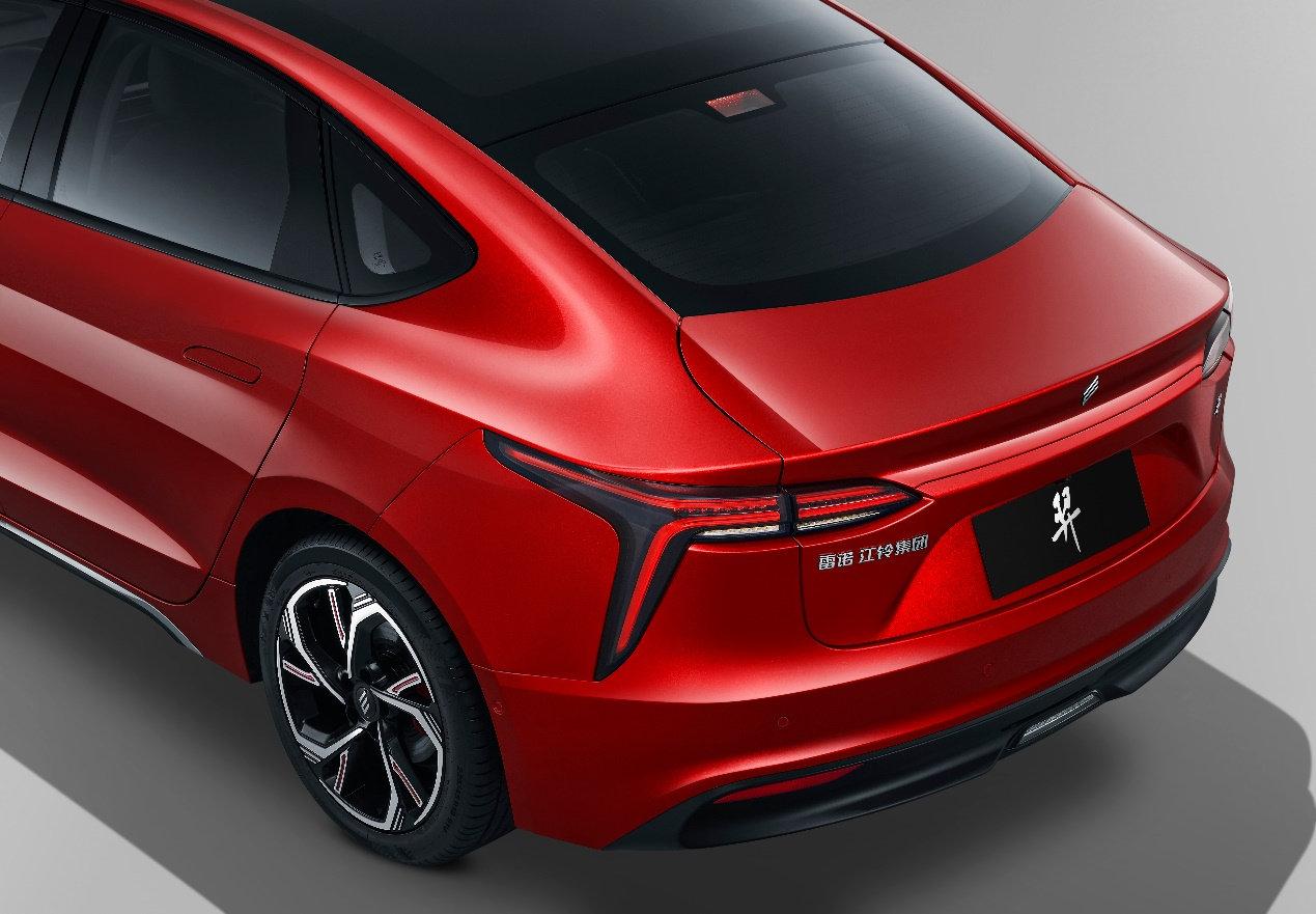 雷诺江铃首款新能源轿车gse(中文命名为"羿")官图曝光_懂车帝