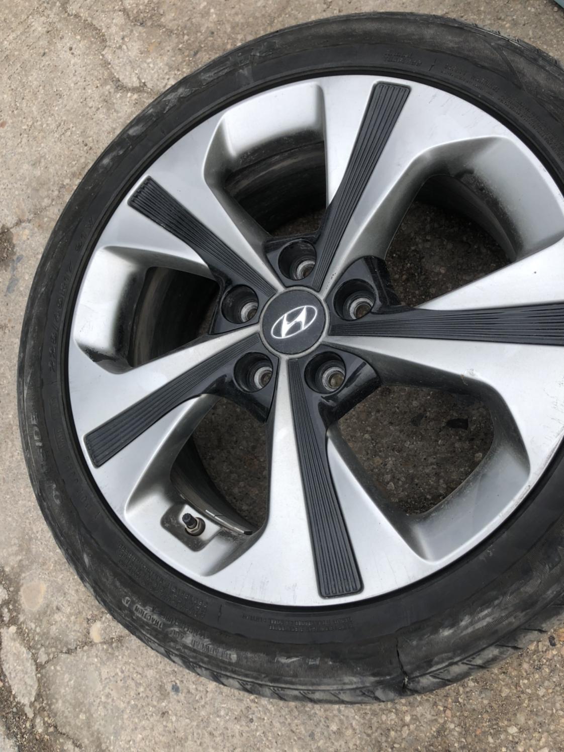 车胎爆了,该怎么去选购_菲斯塔车友圈_懂车帝