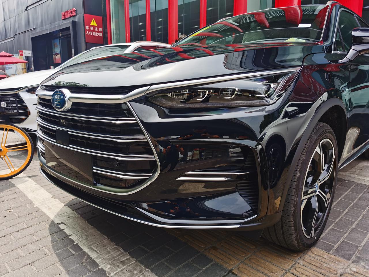 唐dmi尊荣版提车_唐dm车友圈_黑色大唐dmi_懂车帝