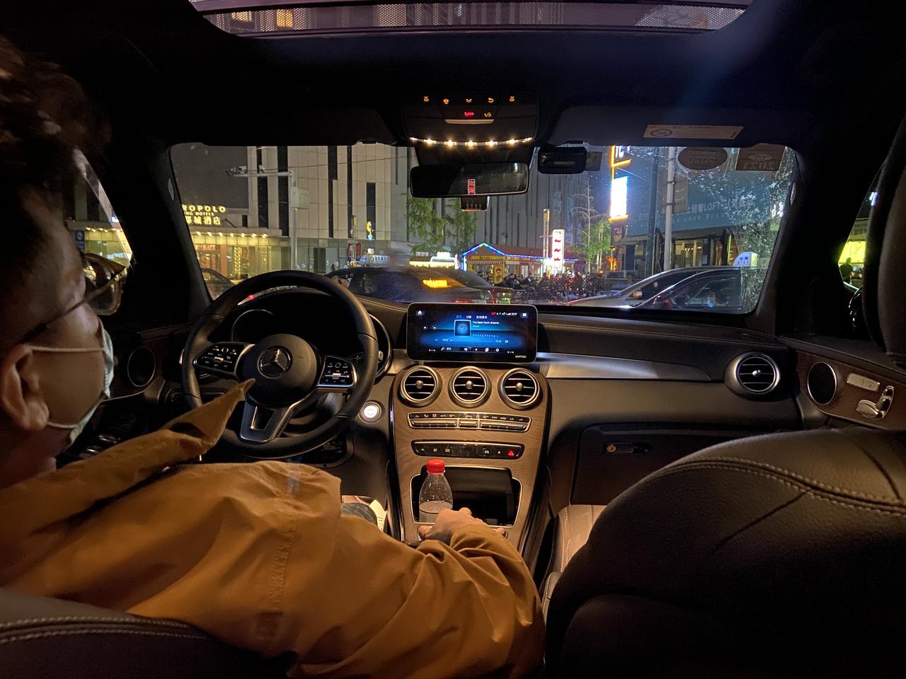 作者提到的车系:询底价库博x奔驰glc车主·车龄1年头发长了钓鱼执法的