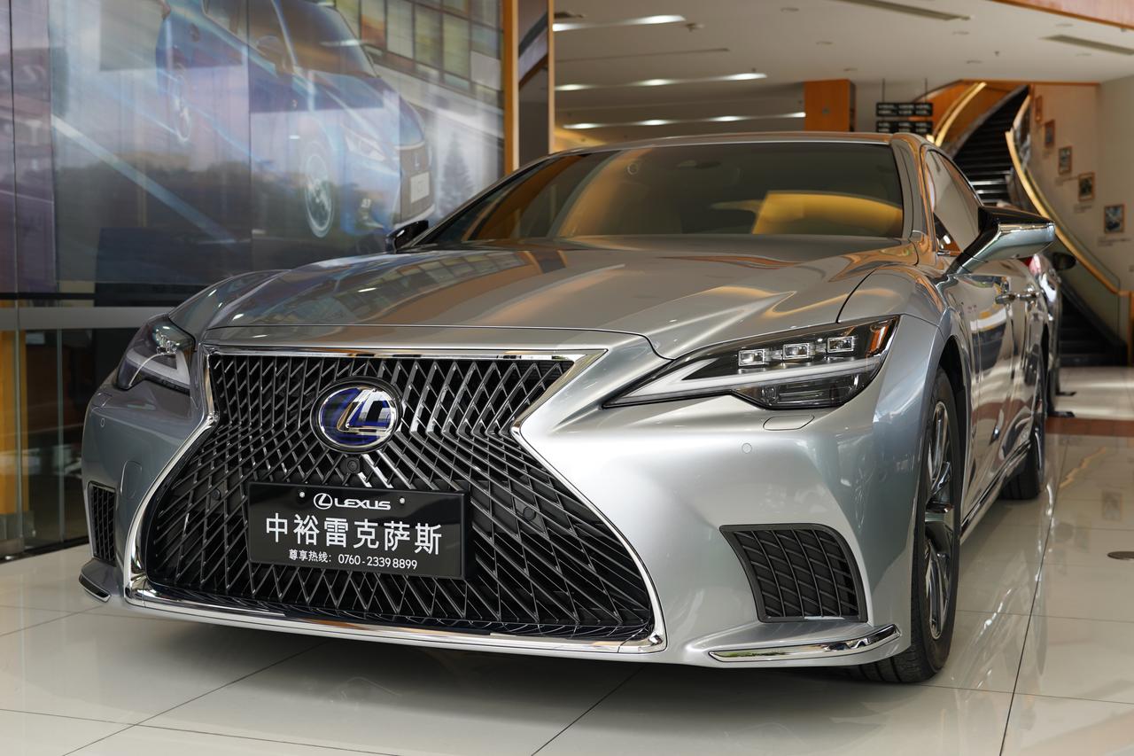 今天终于提车了,铱泽银的ls500h_雷克萨斯ls车友圈_懂车帝