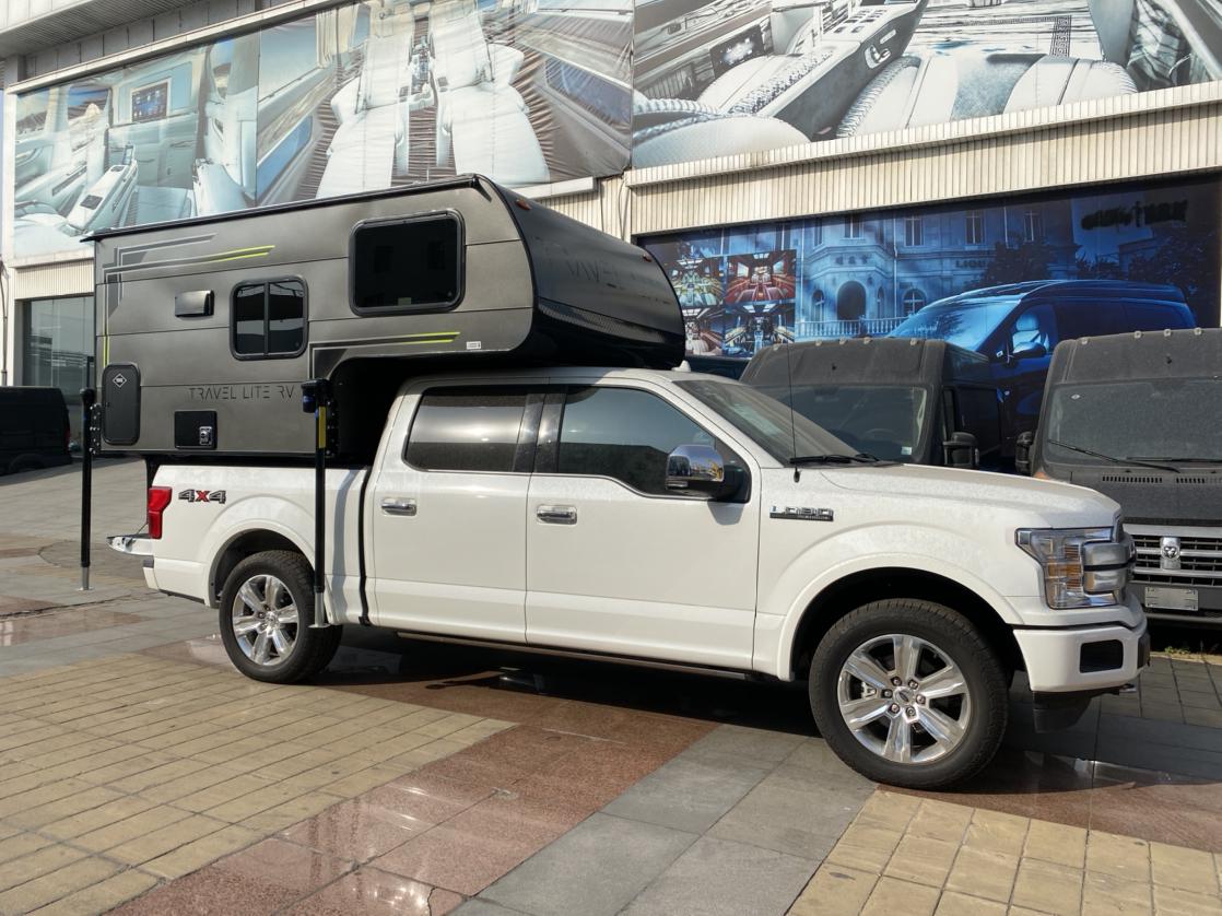 加拿大纯进口背驮式房车