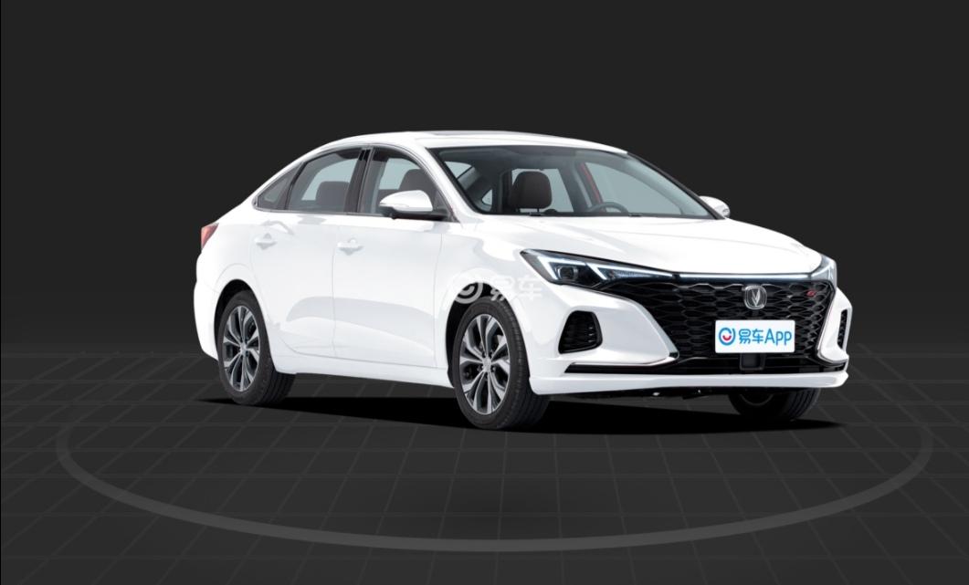 逸动plus1.4t尊贵版 钛光银灰 闪光冰晶白 安第斯灰