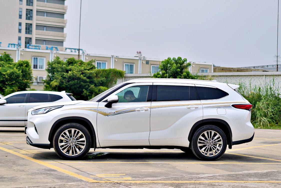 22款丰田汉兰达皇冠陆放六片装奥克福雨挡