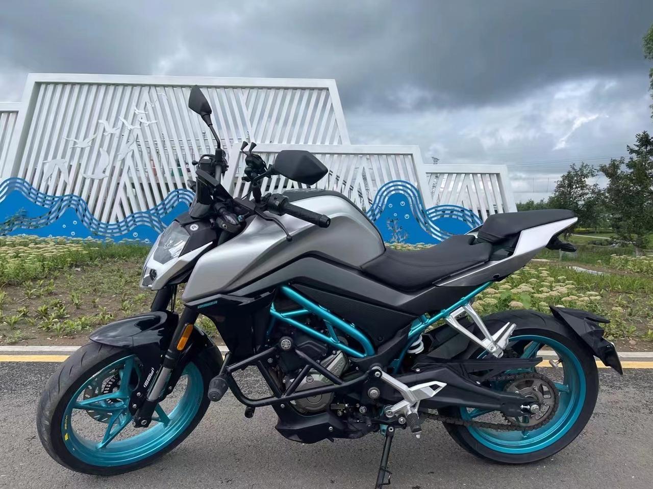 20年春风250nk出售