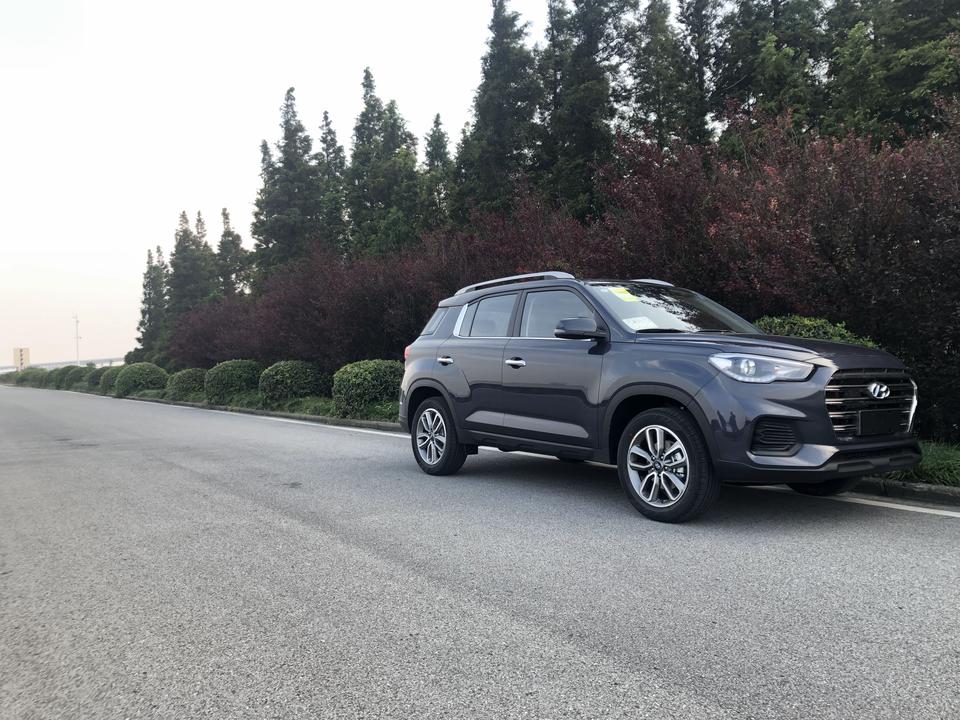 回答了:有午夜蓝的图片吗_现代ix35车友圈_懂车帝