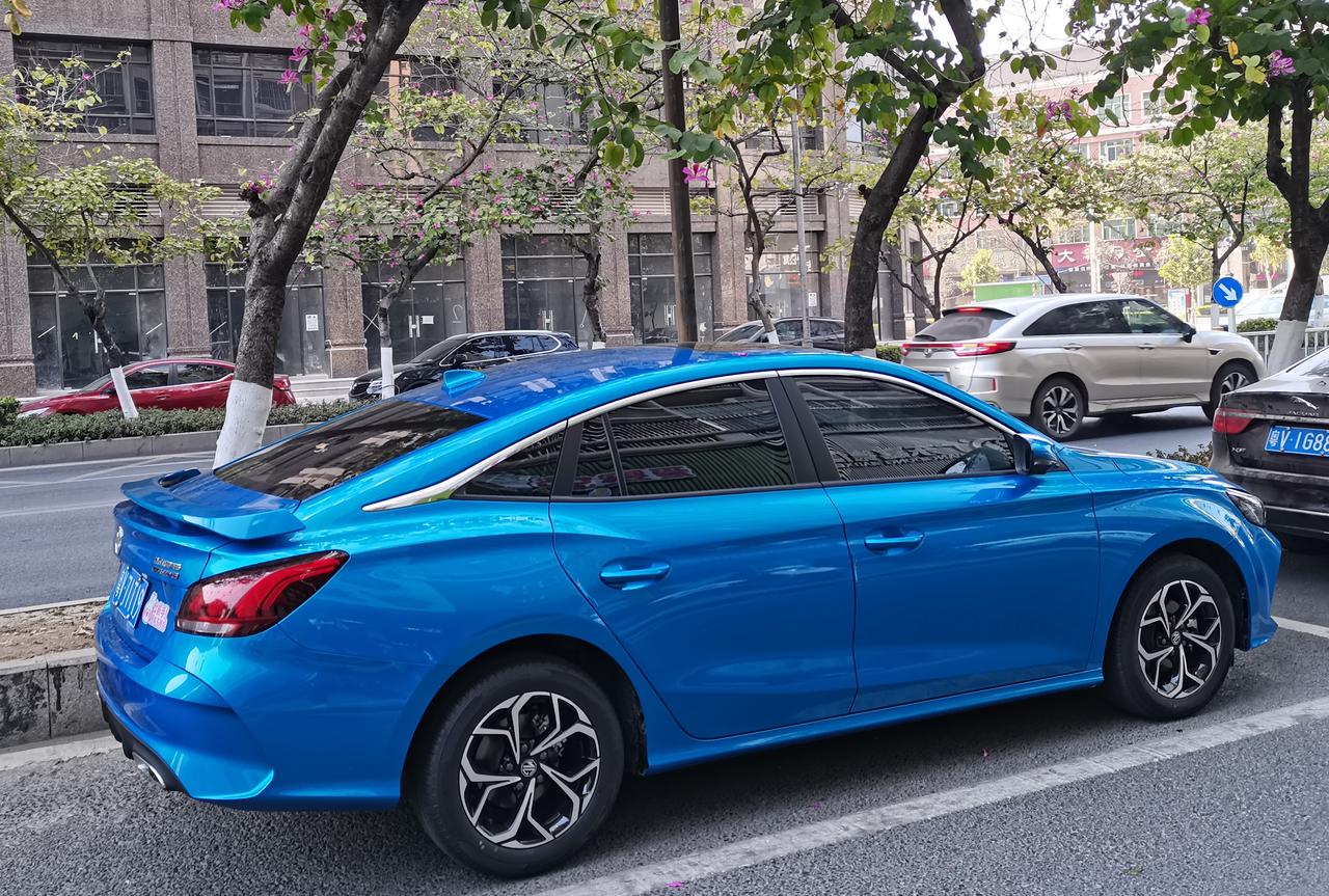 有名爵5蓝色车改装推荐吗