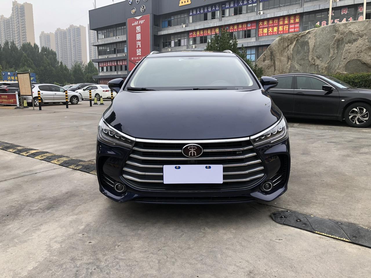 18年比亚迪宋max