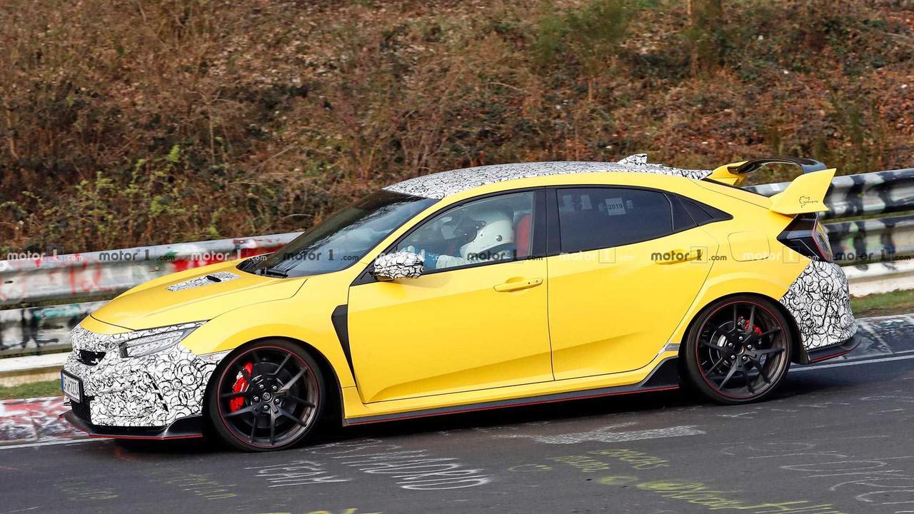 新款本田思域type r正在纽北赛道进行测试 此次改款外观仅