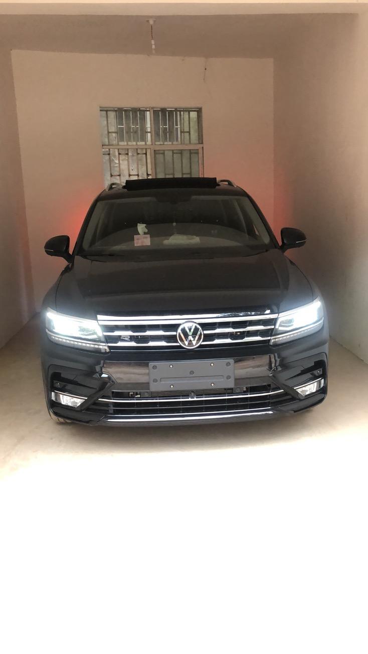 2021款途观lrline 运动套件包围的车身真的很漂亮,比