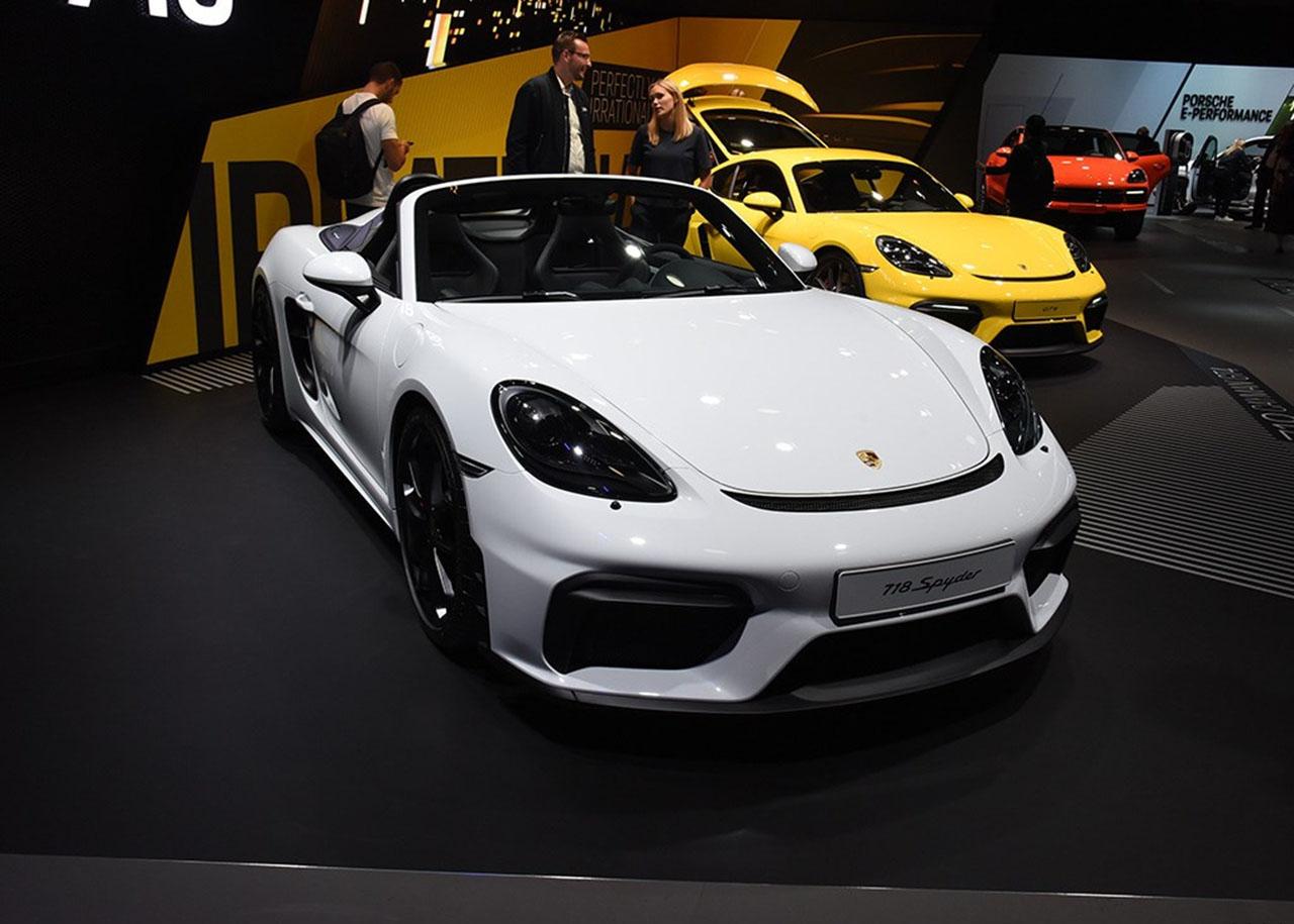 4秒破百的保时捷718spyder,4.0升6缸很强势