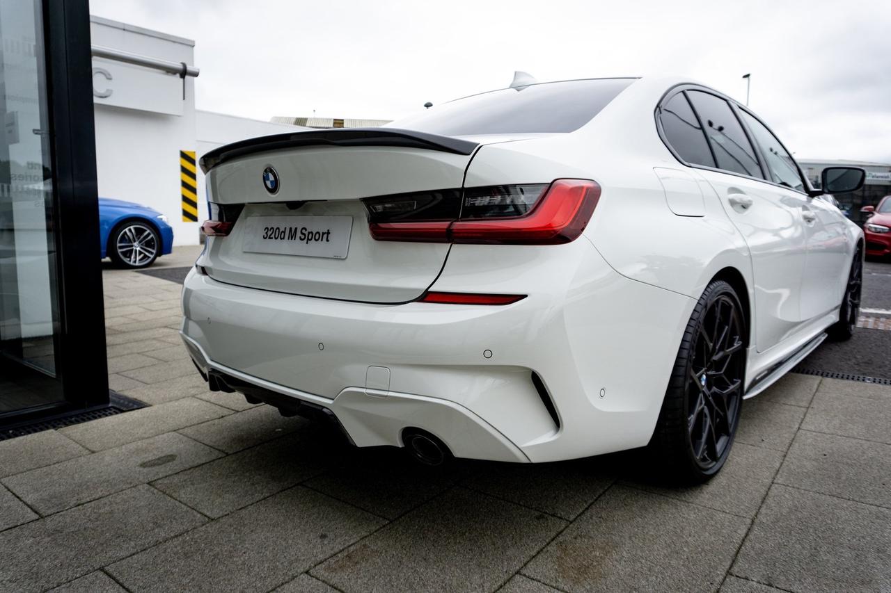 全新宝马3系 g20 m-performance性能套件 运