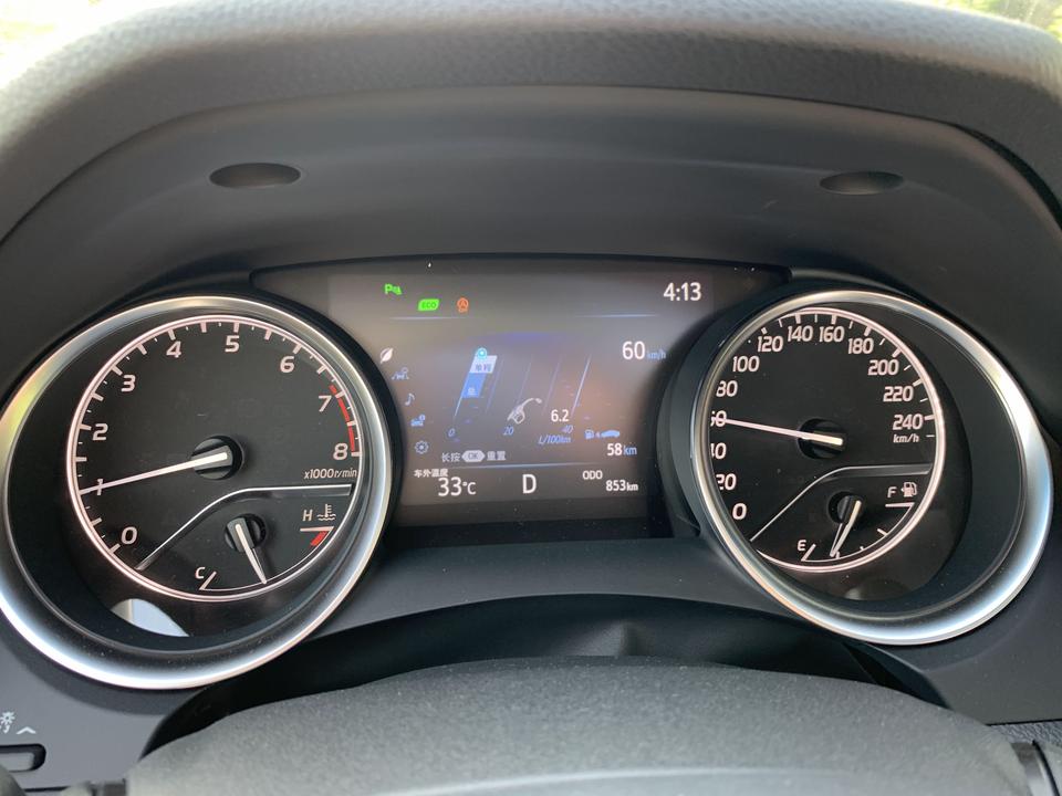 0g豪华第一箱油提车时里程表显示7km,第一箱油