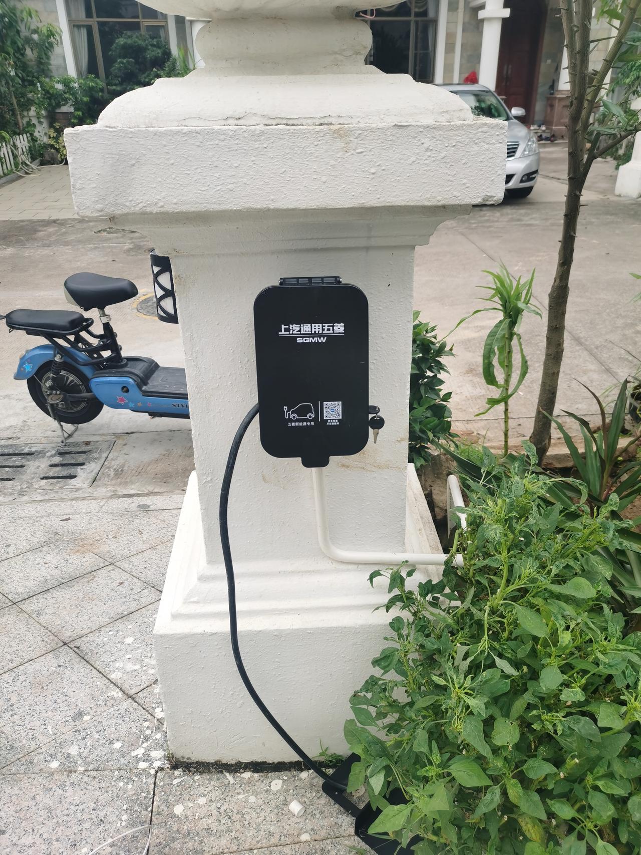 充电桩安排拉线_五菱宏光miniev车友圈_只要半个橘子_懂车帝