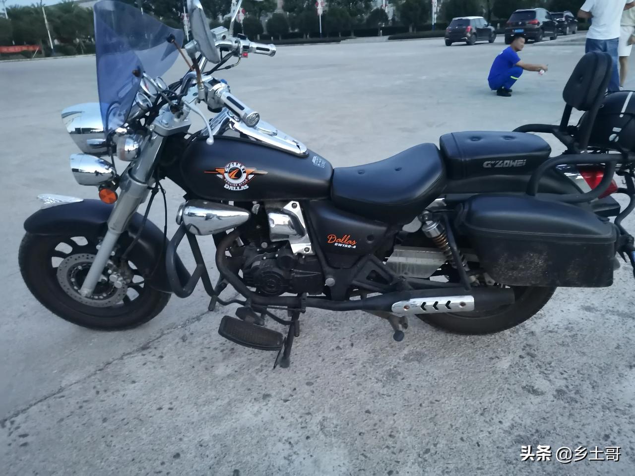 19年上牌国威牌150太子摩托车.1700公里.车况精品.