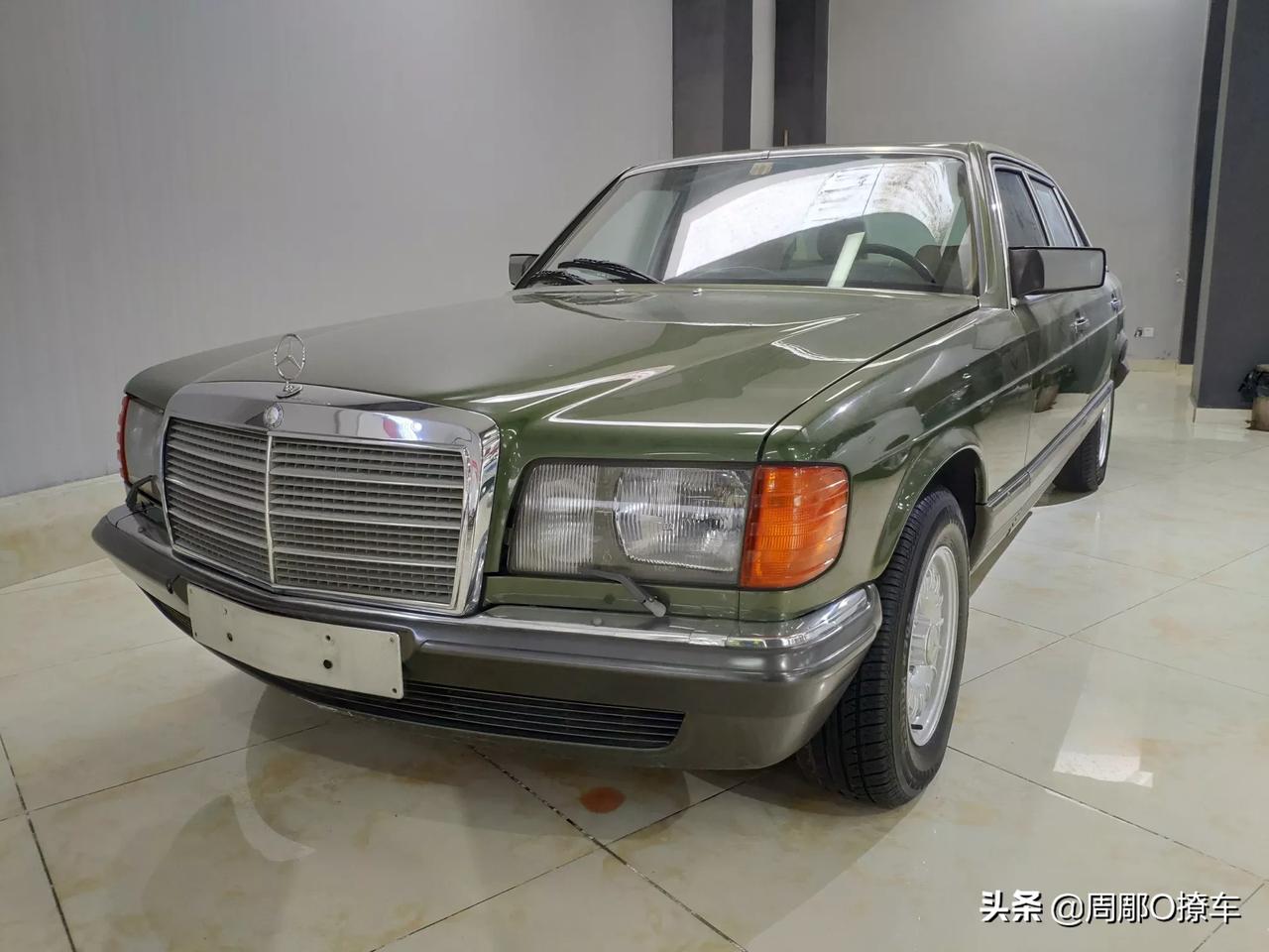 听说这部车是传说中的"虎头奔"的"老爸"这是具有年代感,这是