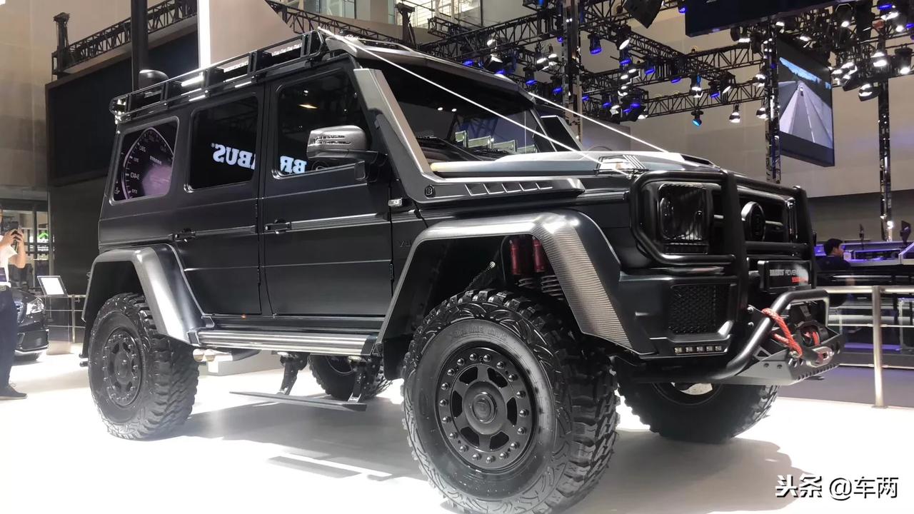 凶猛大车巴博斯550g4x4678万元价格够是吓人搭载的40升双涡轮增压