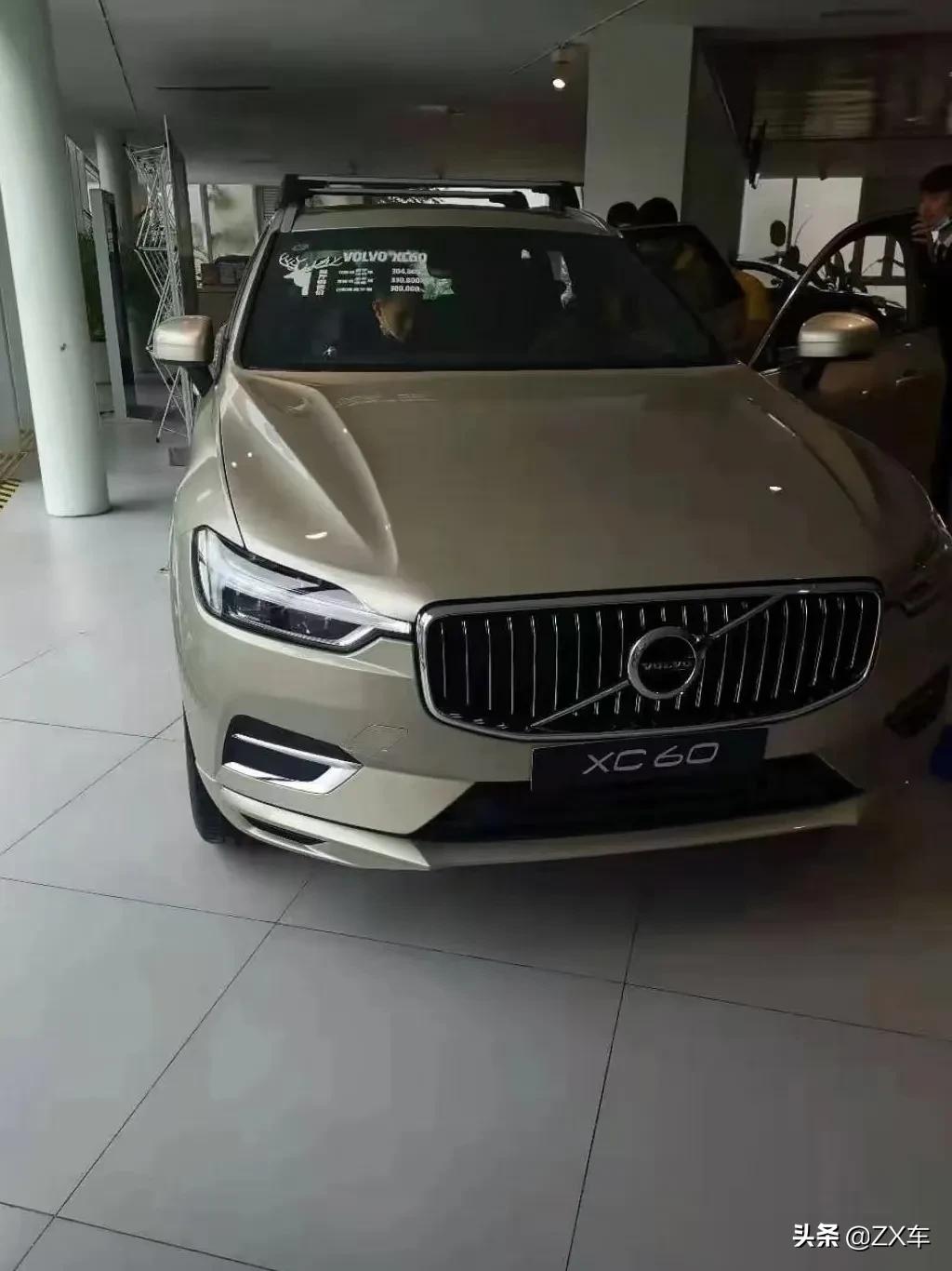 沃尔沃xc60 390900 耀目沙 全新车 包牌包税包提档