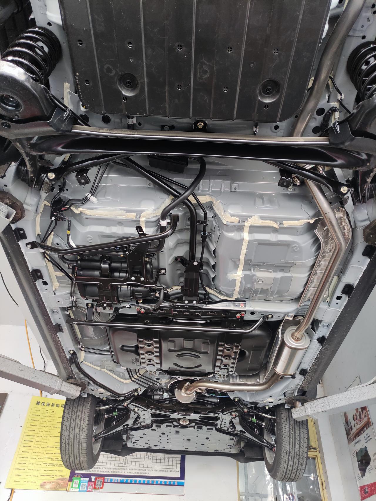 缤智的底盘基本没有涂层还是做一个底盘装甲吧图为做前后差别