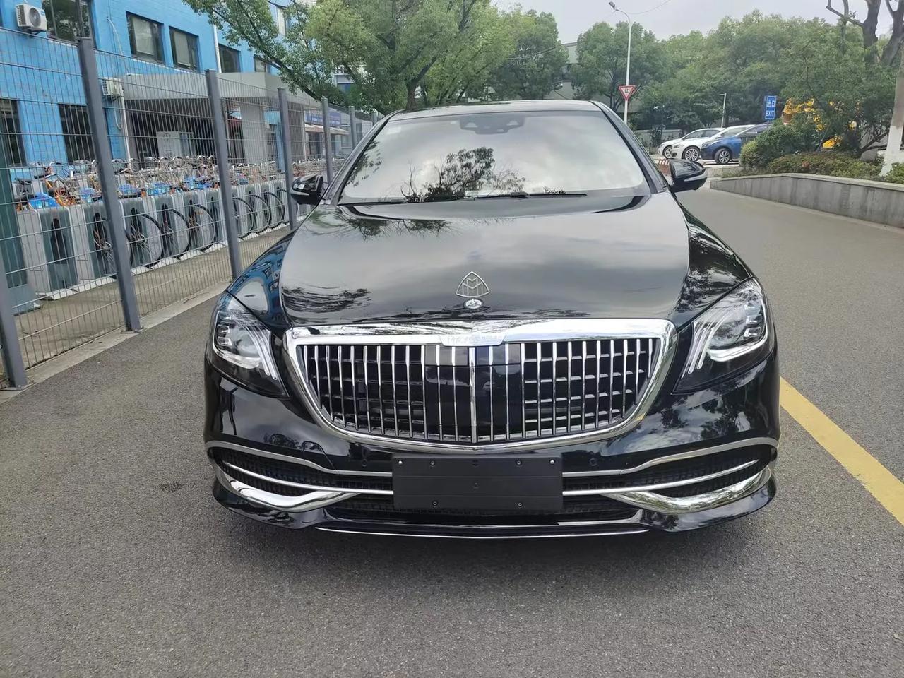 2020上牌公里1万多:迈巴赫s450精品车没有一点事故:支