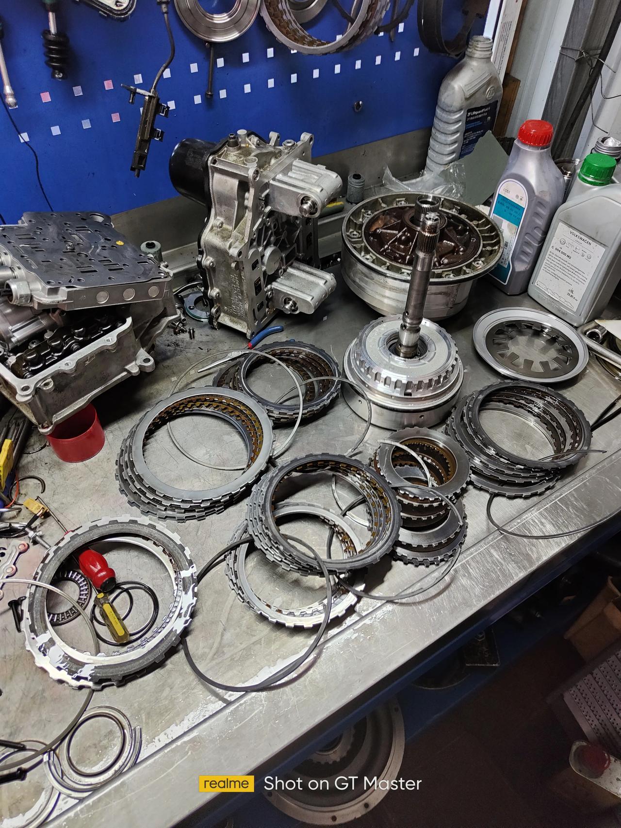 01v5at变速箱非常耐用很经典的一款宝马帕萨特在多组离合器制动器和三