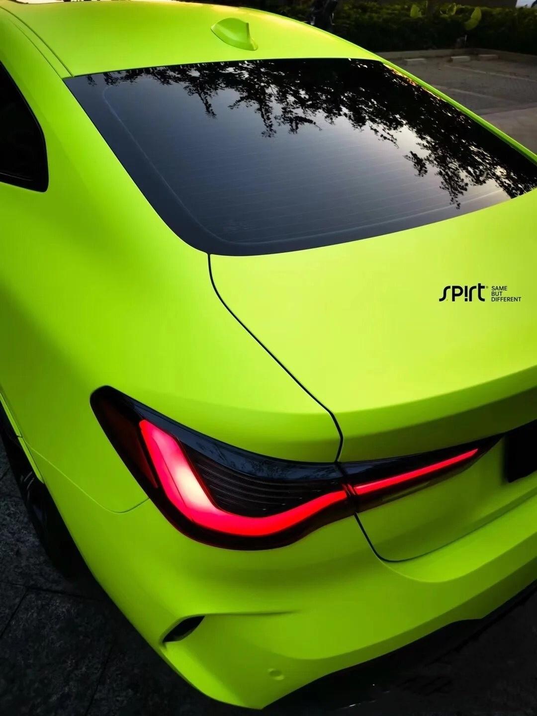 新款4系装贴哑光苹果绿改色膜彰显魅力个性时尚