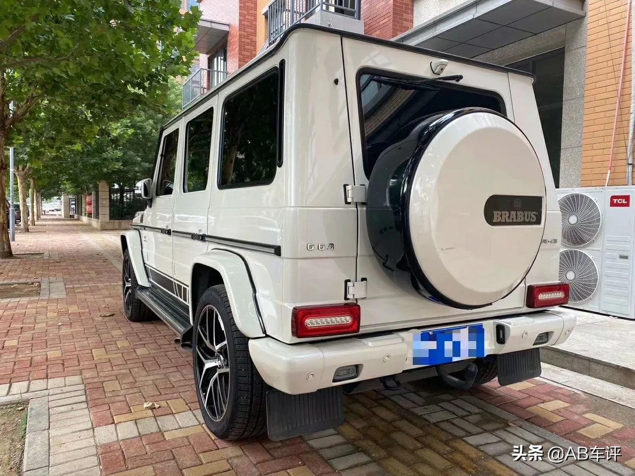 16款大g g63车主告诉你,一辆落地300万的奔驰g真实养车成本: 每年保险