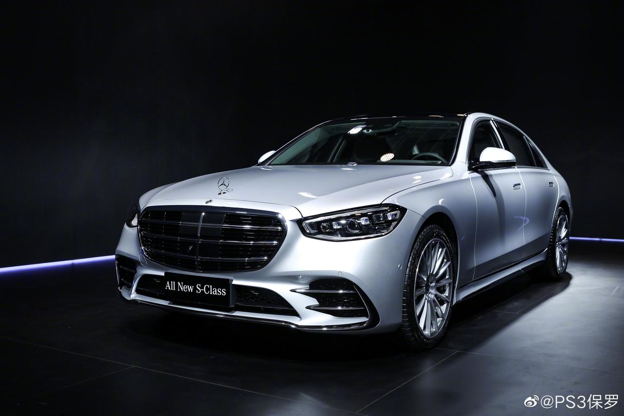 全新一代奔驰s500l实拍图 #全新奔驰s级##保罗车闻