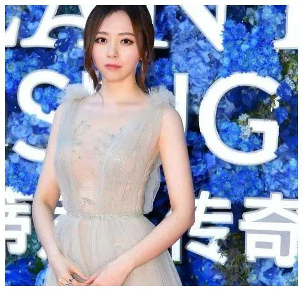 ����ӱ�ͷ��氮�޾���15�꣬Ϊ�ν�鲻�þ������