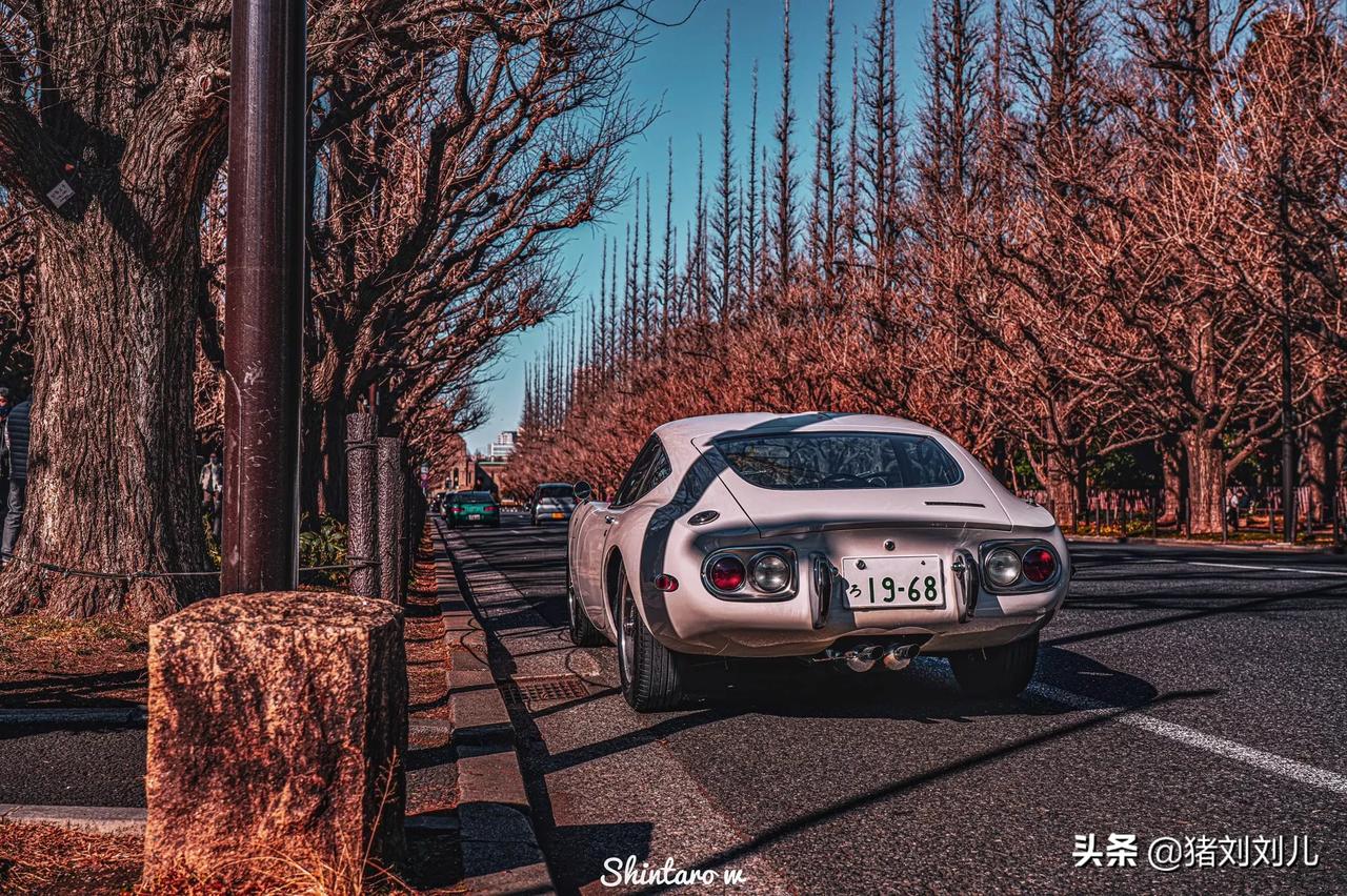 日本国宝级神车2000gt
