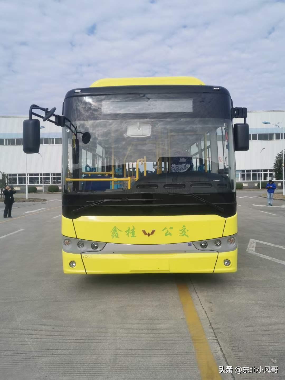 五菱客车8米1纯电动公交车行业优选三电系统180度电等速续航里程480