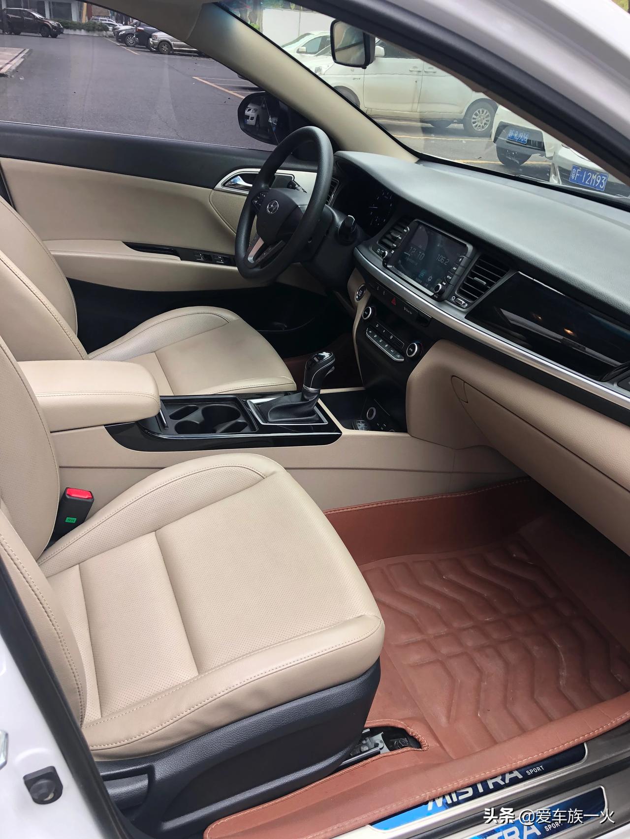 上架2017年上牌现代名图深圳一手车高颜值b级车排量18实表4w公里配置