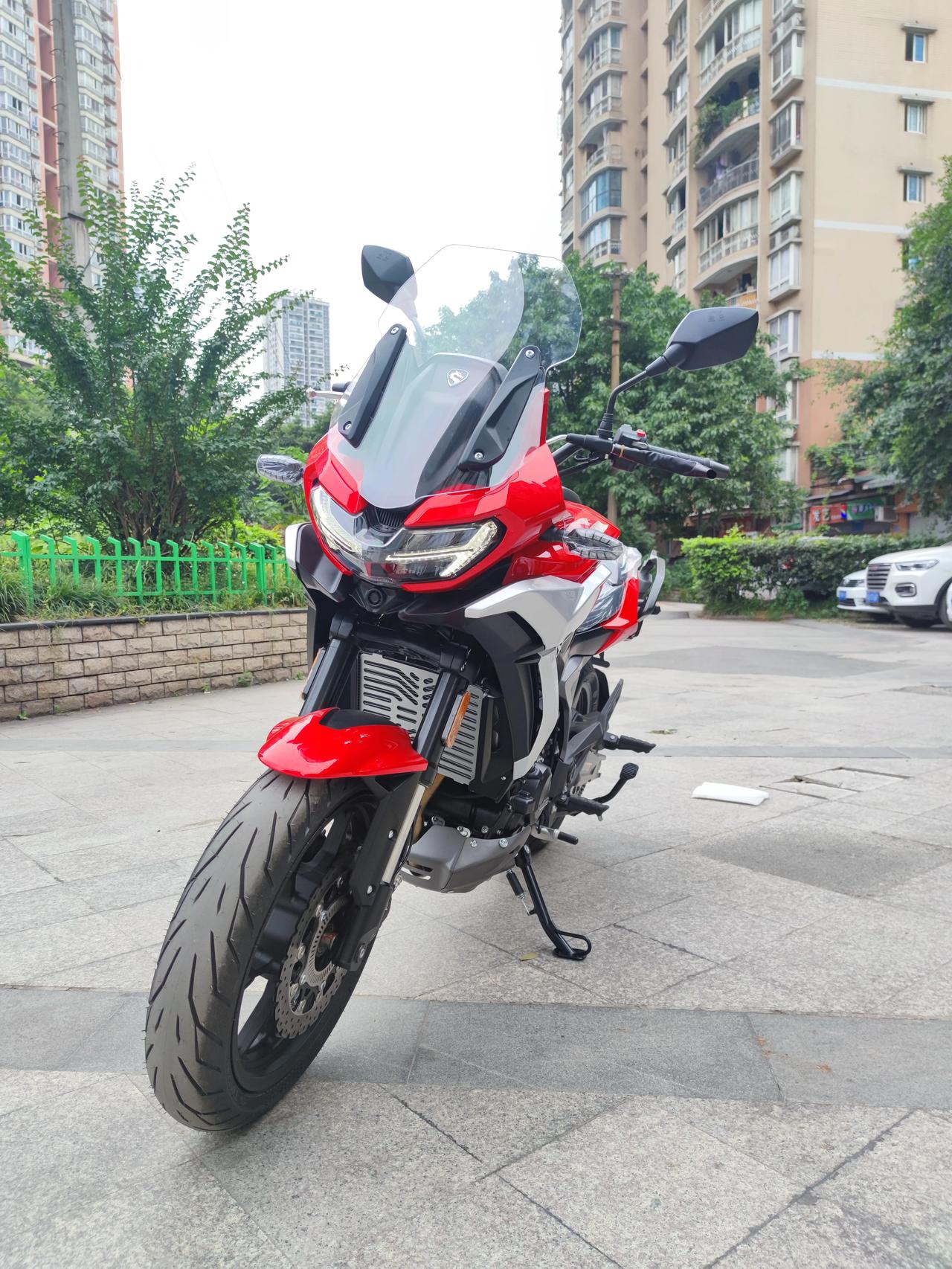 首发赛科龙rx6现货可以来体验机车