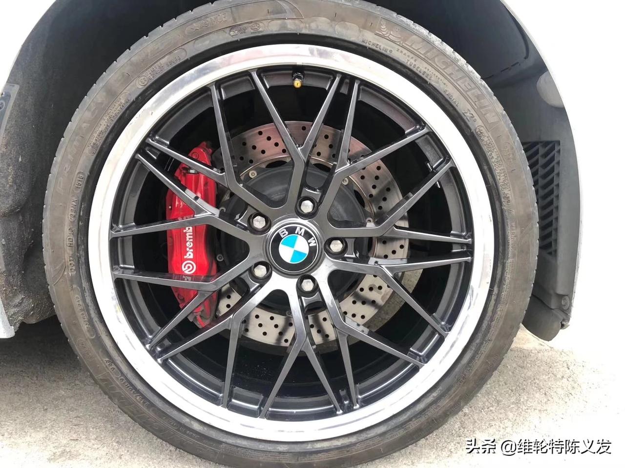 宝马x1升级19寸前后配锻造轮毂
