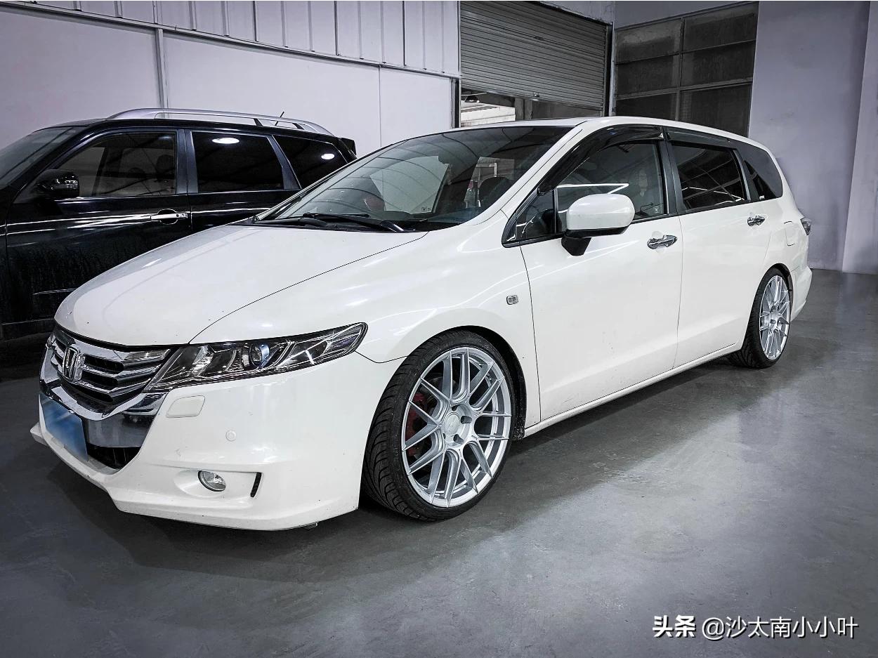 本田奥德赛升级19寸mmx旋压轮毂打造个性mpv