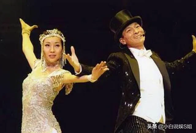 御用|刘德华41岁御用伴舞至今未嫁 刘德华背后的女人不止朱丽倩
