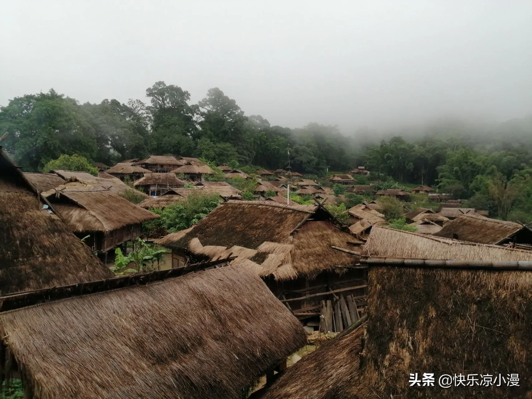 原始|中国最后的原始村明火扑灭 网友：我们还没来你就没了？