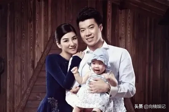 已经|黄奕称过去的人已经进去了 女人不能靠男人