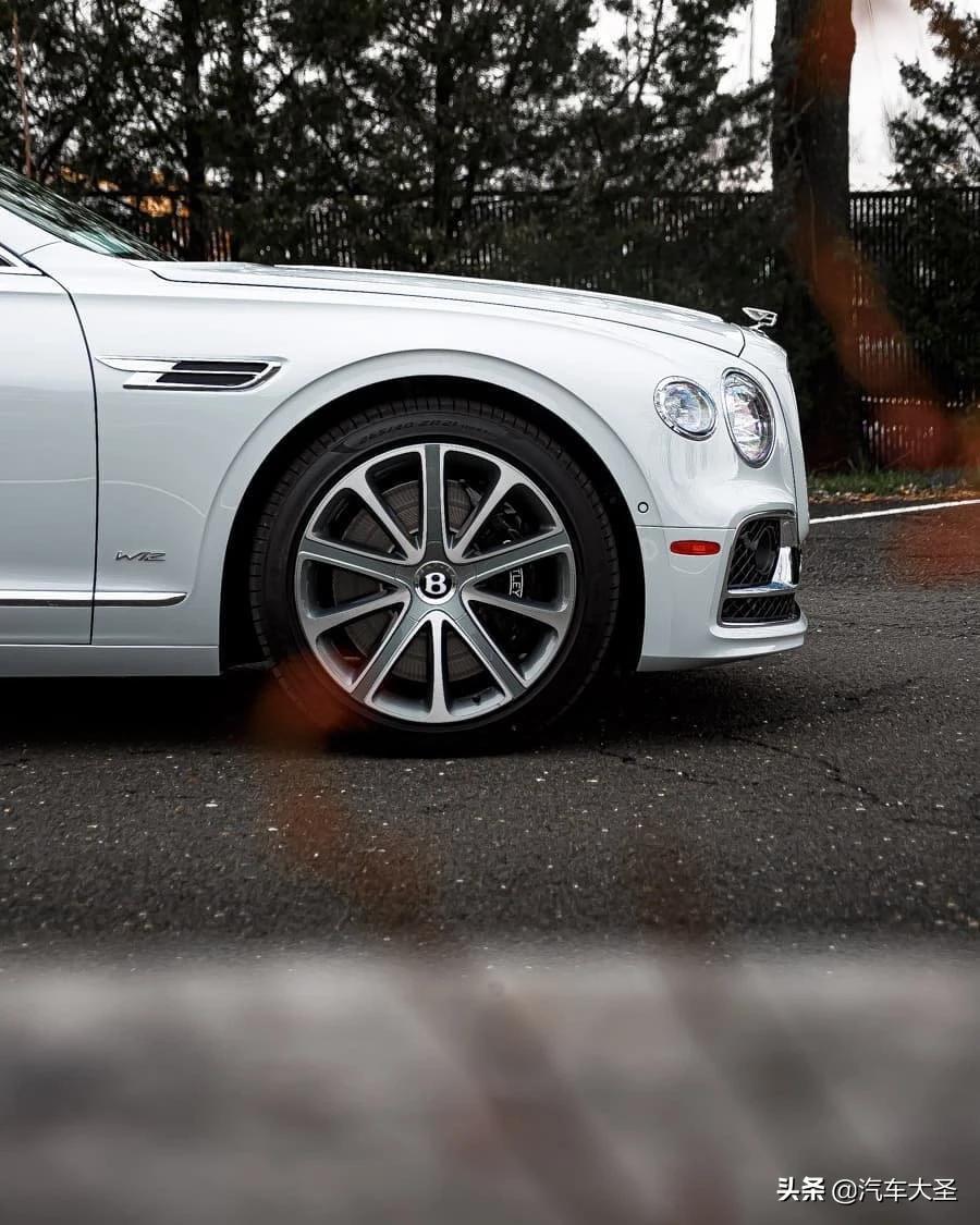 2020bentleyflyingspur纯净高尚的豪华汽车颜值控