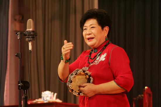 去世|谢东母亲去世 相声演员高峰发文悼念马增蕙老师