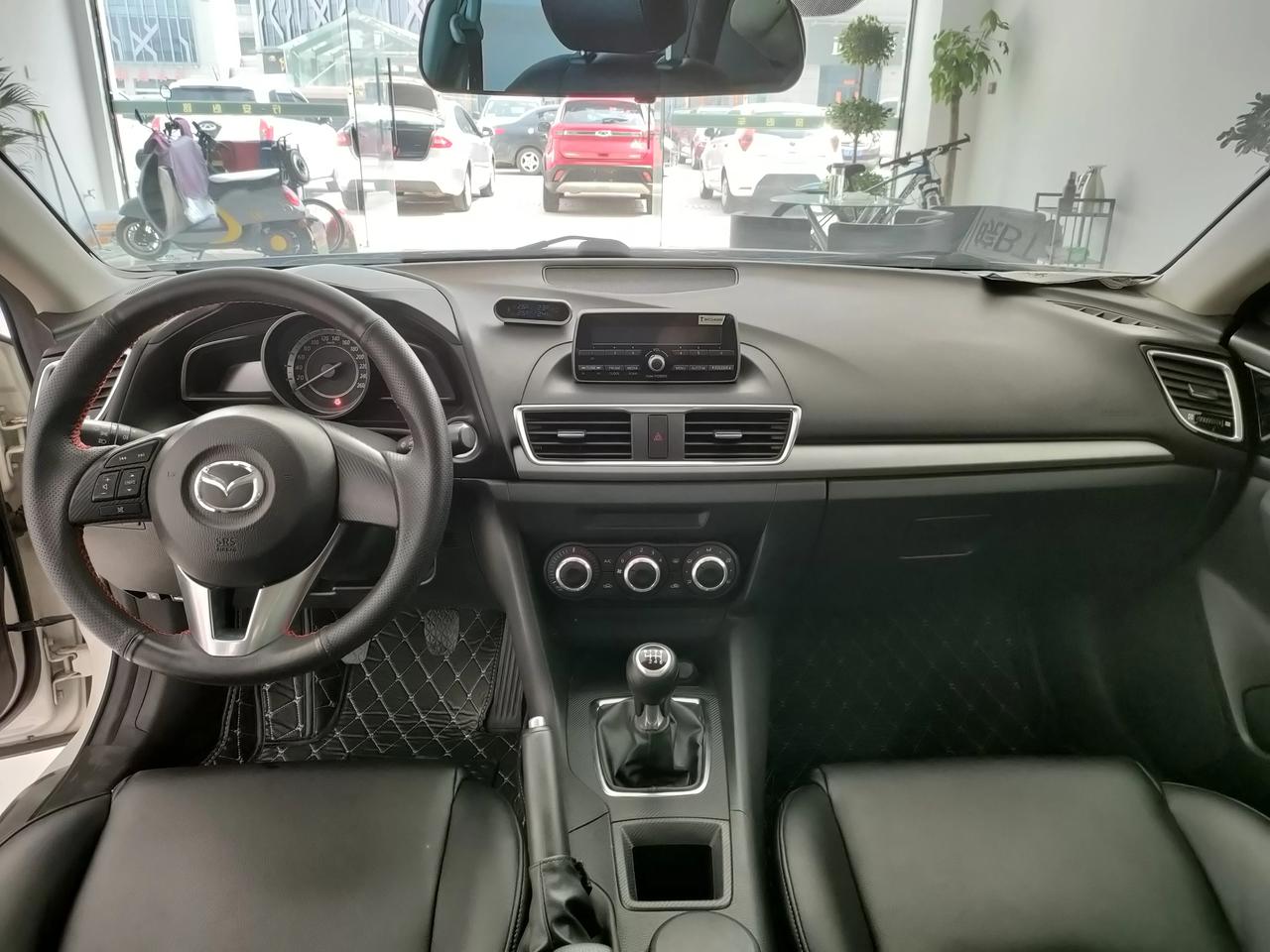 马自达昂克赛拉手动挡怎么样?这种车型,估计很少有人会选择手动