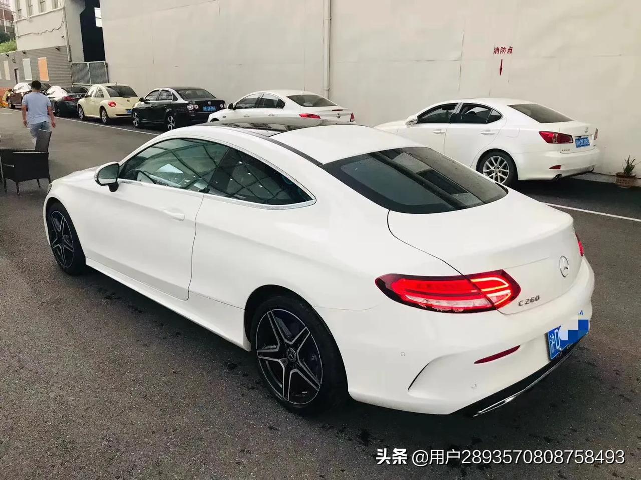 2020年进口奔驰c260两门级轿跑1300km原版原漆欢迎品鉴